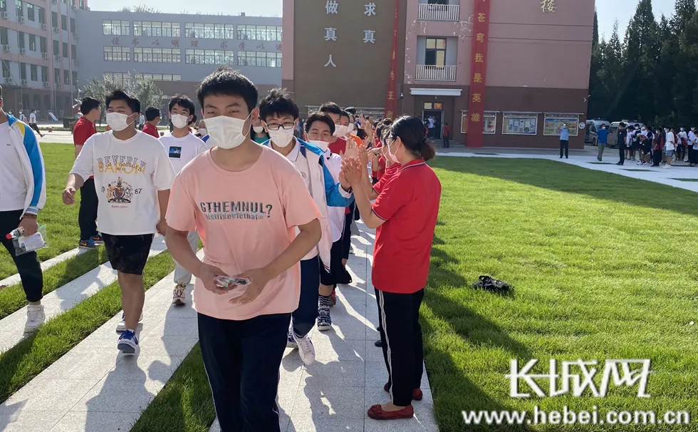 雄安新区高考首日现场直击！