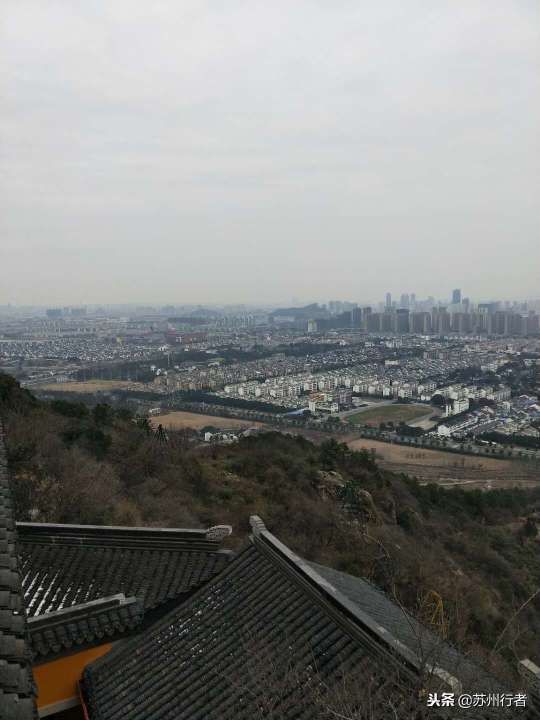 跨年登山，我选择去有1600多年历史的苏州灵岩山寺