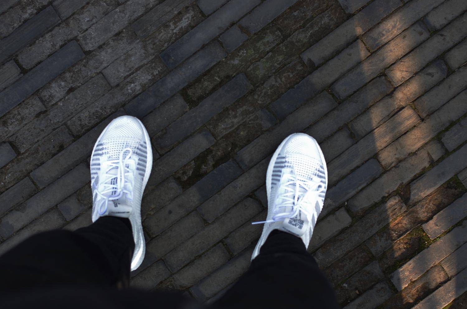 boost有什么區別（adidas PulseBOOST HD與三款跑鞋對比：升級版BOOST有什么不同？）