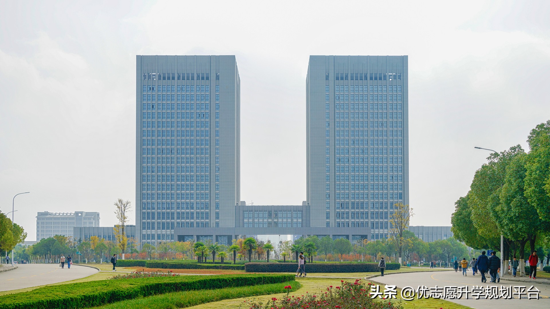 大学的分校、校区和本部有什么区别，毕业证一样吗？一定要搞清楚