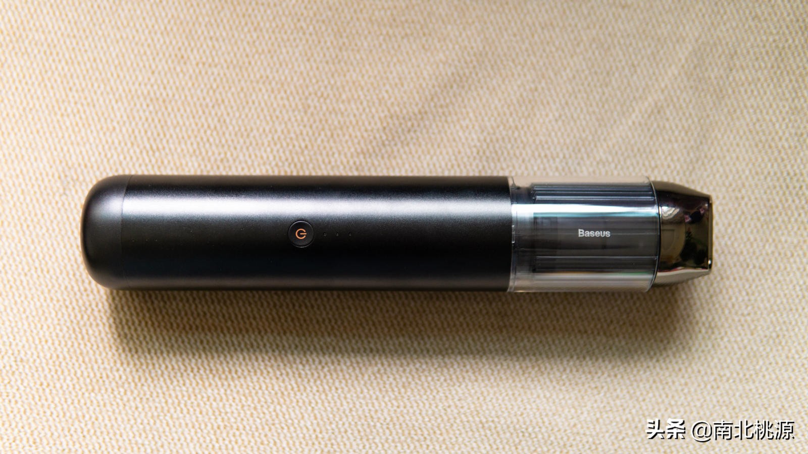 超强吸力，能吸能吹还带灯：倍思A3 车载吸尘器 使用体验