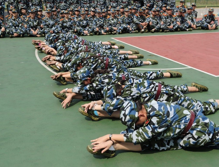 录取分数不高的3所军校，学生毕业可获得铁饭碗，此外还有好消息