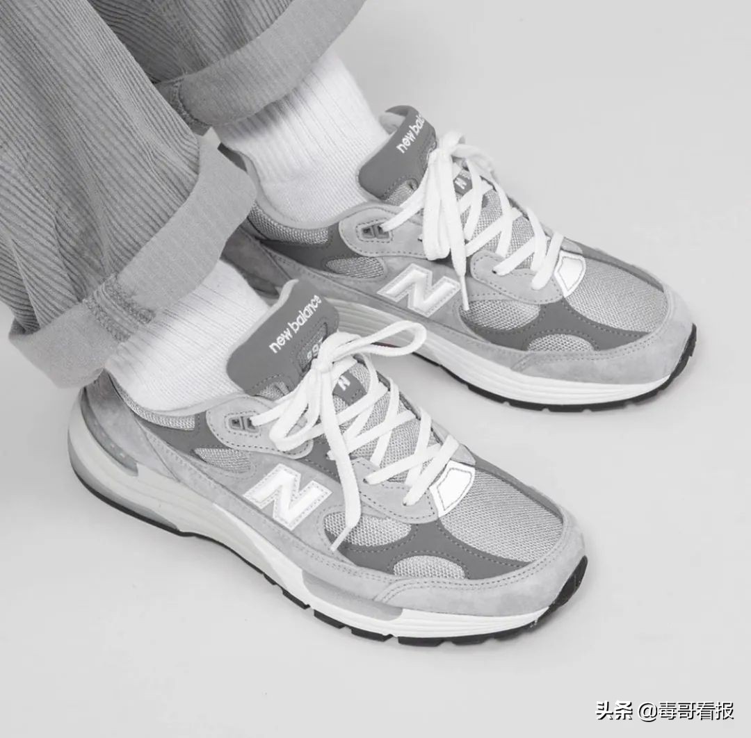 nb998和999哪个底高(New Balance 9系PK，谁的赢面最大？)