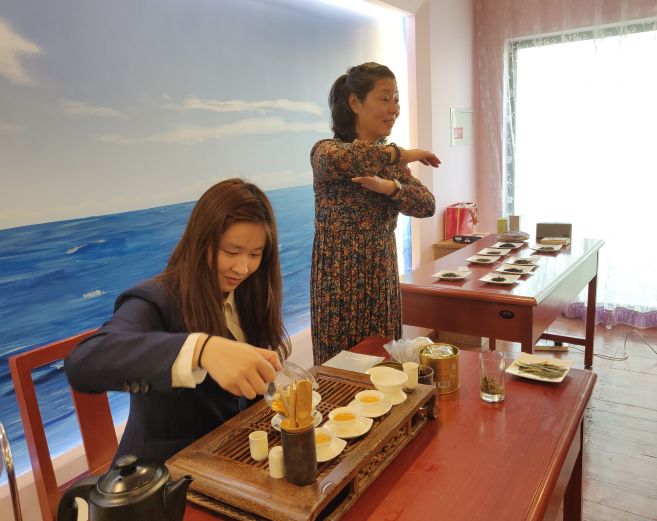 北京文理研修学院——开展特色文化茶艺课