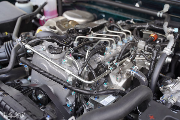 国六玉柴助力，最低油耗5.08L，日产新锐骐皮卡9.28万起