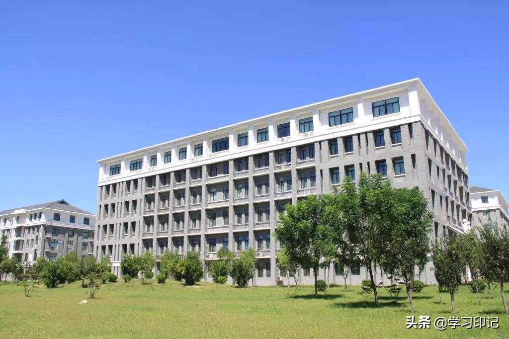 我国名字最“坑人”的3所高校，听着像一流大学，实际是专科！