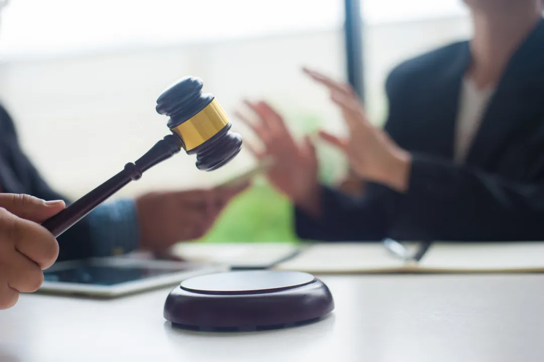 滿足公眾知情權(quán)要犧牲個人隱私嗎(圖3) 滿足公眾知情權(quán)要犧牲個人隱私嗎(圖3)