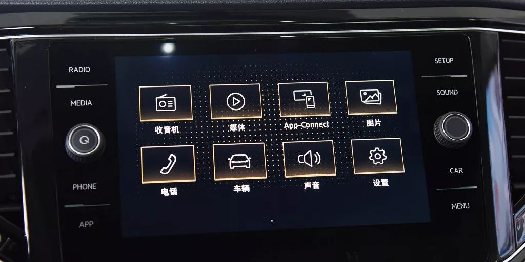 大众专为年轻人打造，这款SUV月销过万，明年引进敞篷版