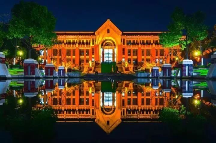 以炫耀为目的的读书，不过是低劣趣味的表现