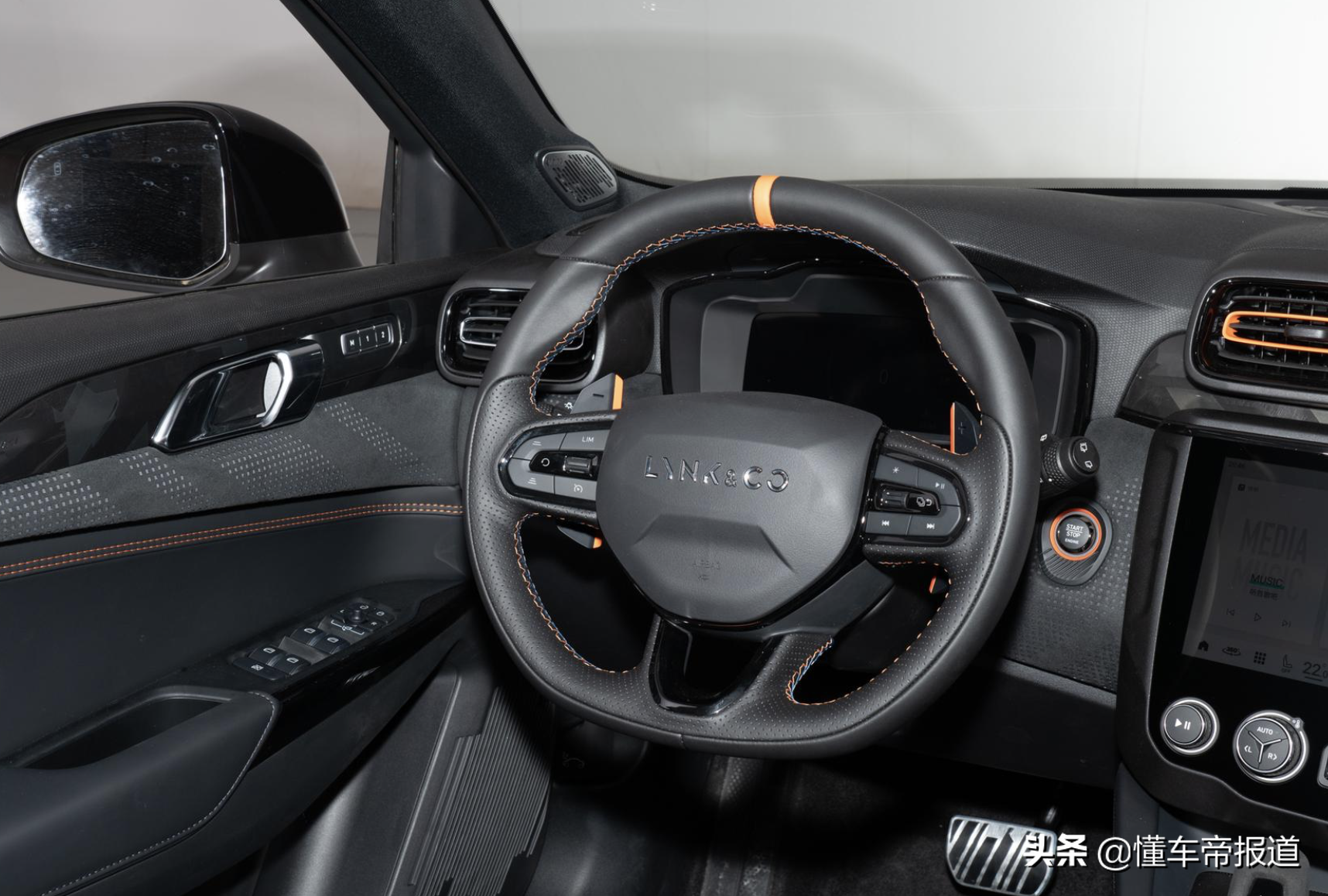 新车 | 领克02 Hatchback售17.68万元起，选它还是等新高尔夫GTI？