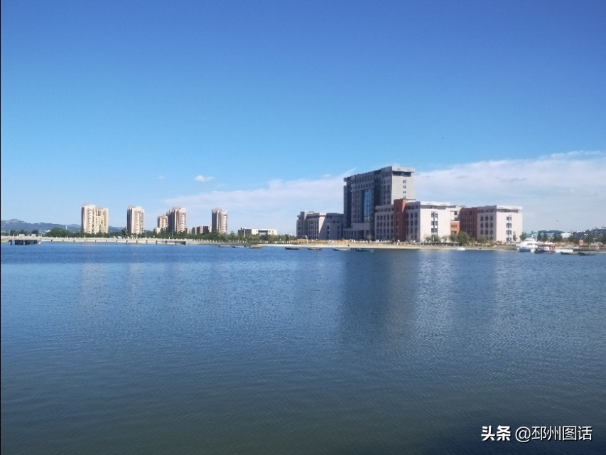 美丽的校园，威海职业学院