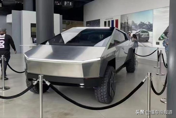 深度 </p><p>　　 Cybertruck订单量超百万份，特斯拉电动皮卡能在中国上路吗?