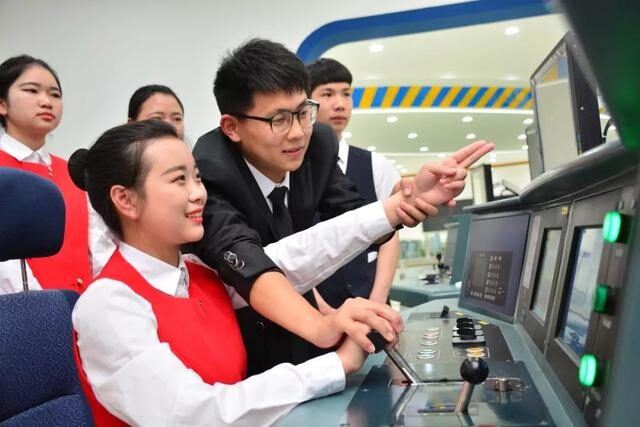 东南大学有哪些王牌专业？除了建筑学，还有这3个专业，享誉世界