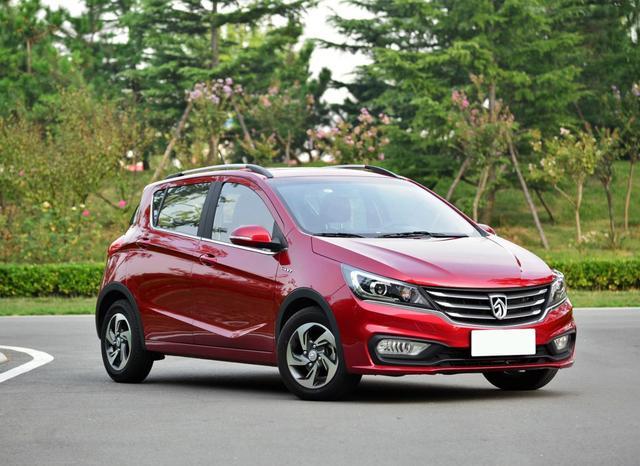 6月份小型车销量排行，飞度实现六连冠，新款POLO骤然遇冷