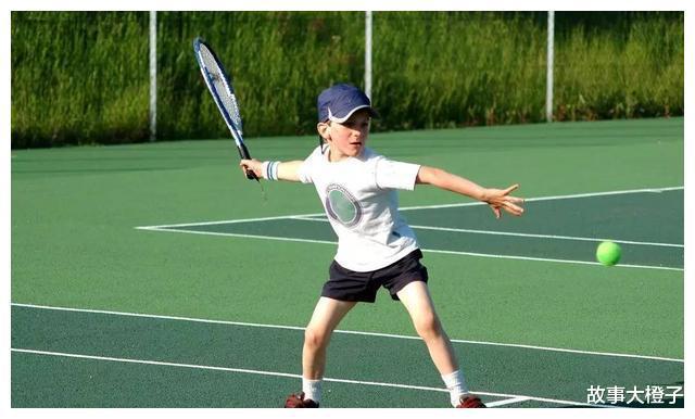 羽毛球vs网球（同样是隔网运动，羽毛球和网球哪一个累人？）
