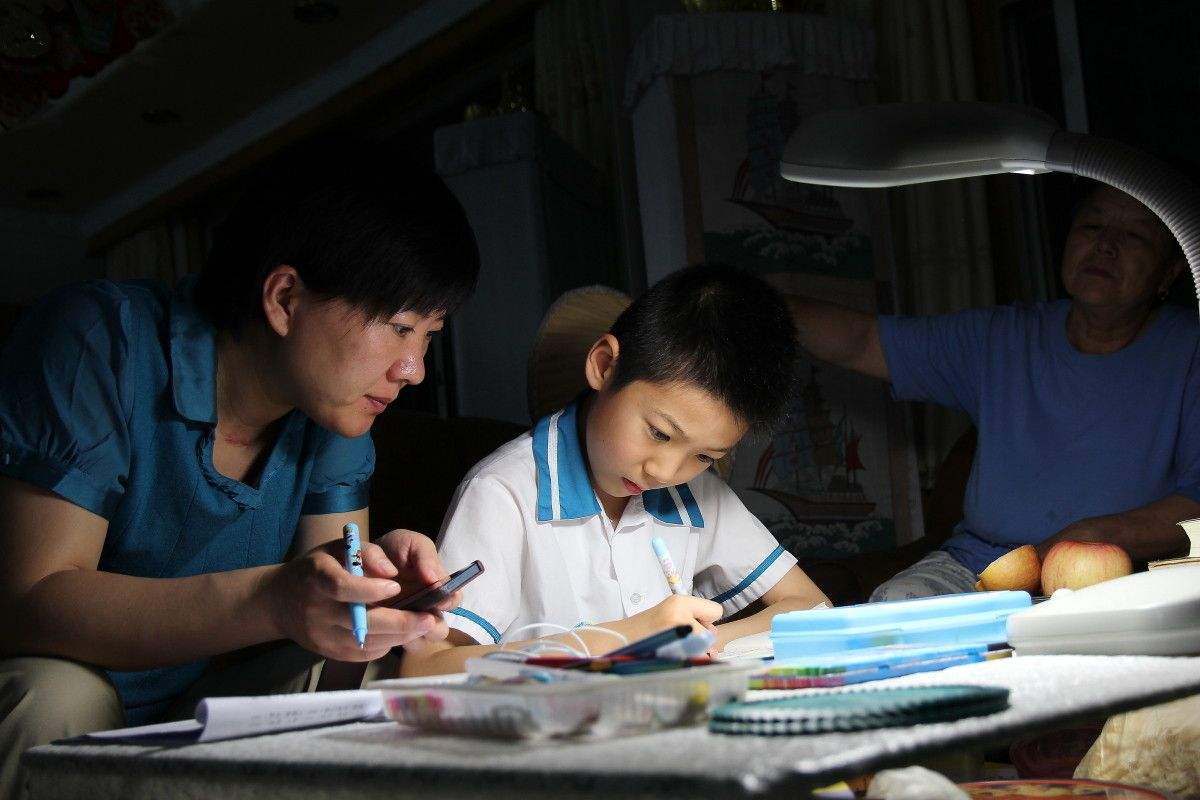 孩子总记不住英语单词？资深英语老师教你5个方法，亲测有效
