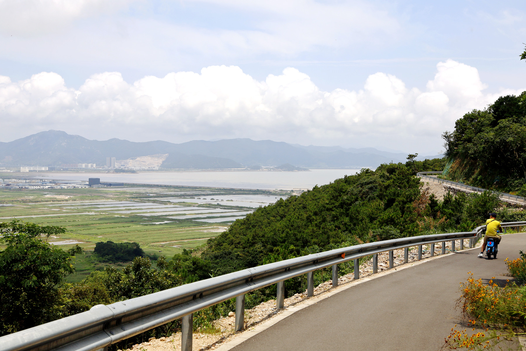 浙江海鲜哪里好吃(比三亚舒服，比青岛悠闲，中国海鲜之都在浙江，适合度假和养老)