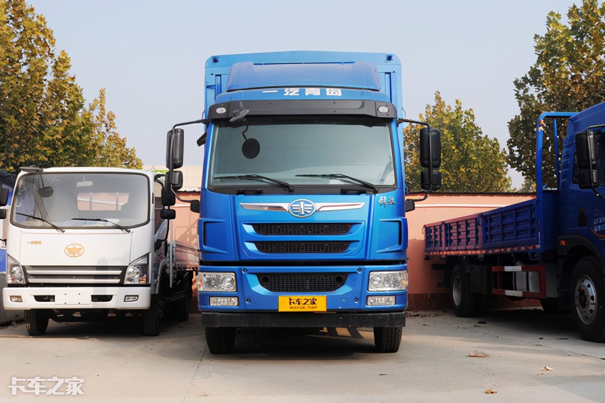 180马力解放动力配6挡amt,龙v 6米8载货车不到17万