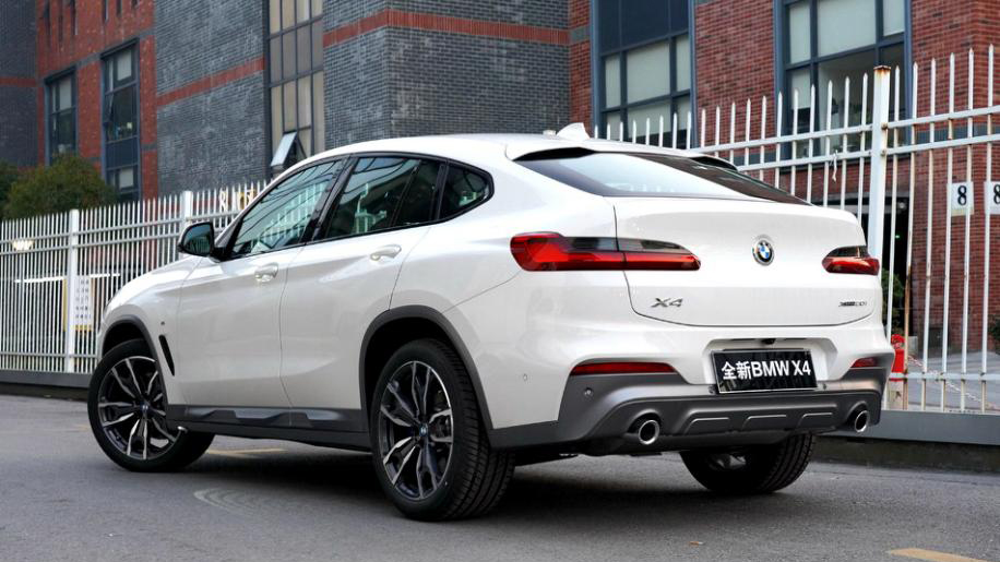 奥迪Q5L Sportback对比宝马X4谁的表现更好一些？