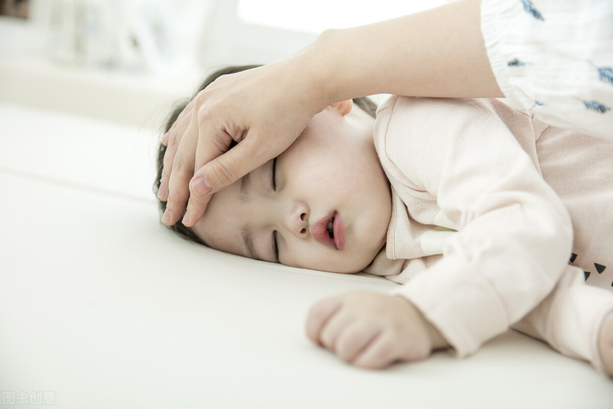 多事之秋，宝宝发烧的预防方法，妈妈早看早受益
