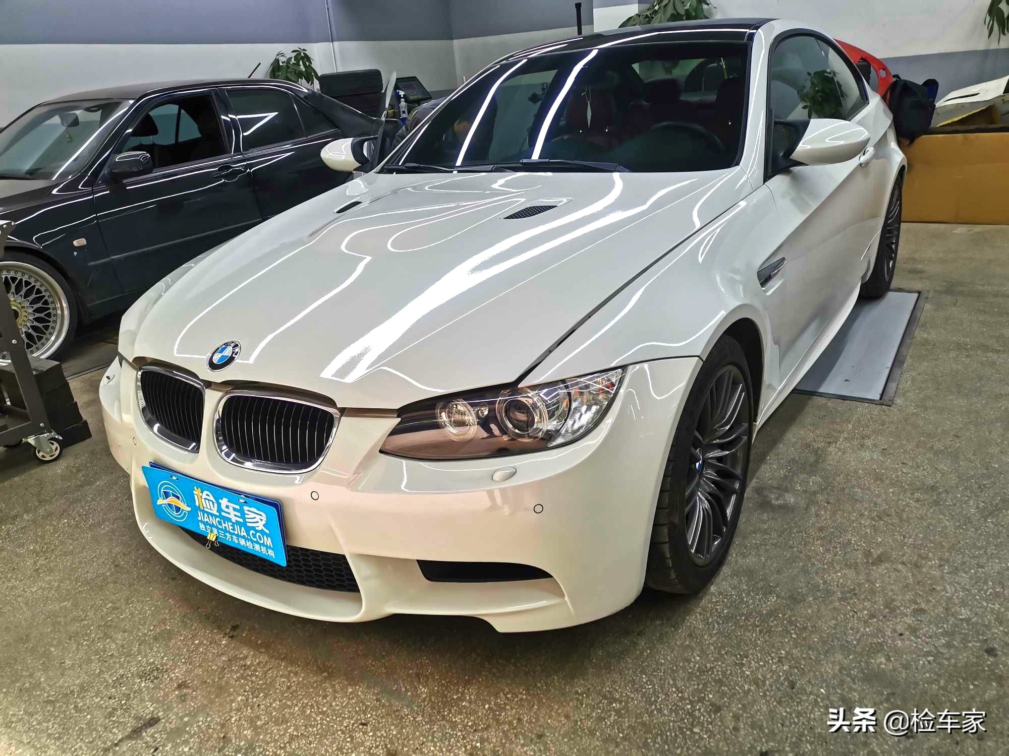 二手性能车最划算？这辆卖31万的宝马M3，一个瑕疵就便宜3万