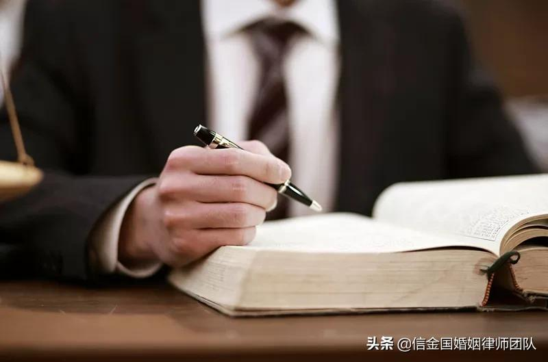 中国婚姻报告2021：结婚率下降、离婚率攀升的几点原因