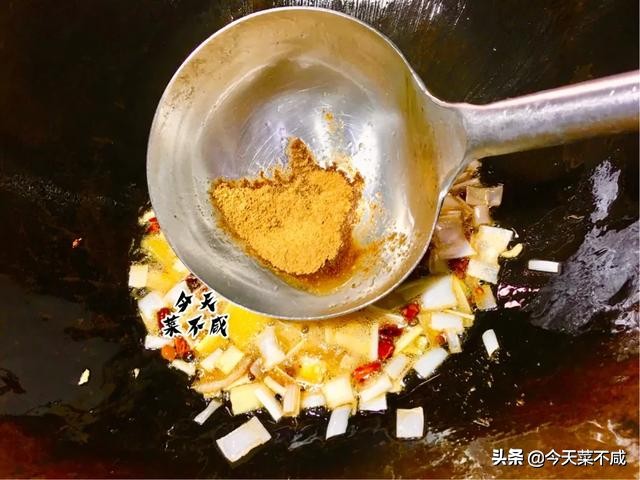 家常炖鲅鱼，不煎不炸，多放这两种调料，一点不腥，我经常这样做