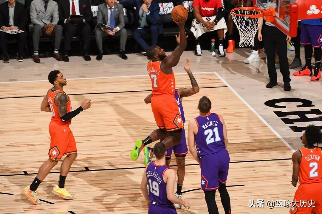 篮球比赛一球多少分（上篮得分不算分？全队最高分拿不了MVP，这次真的不冤）