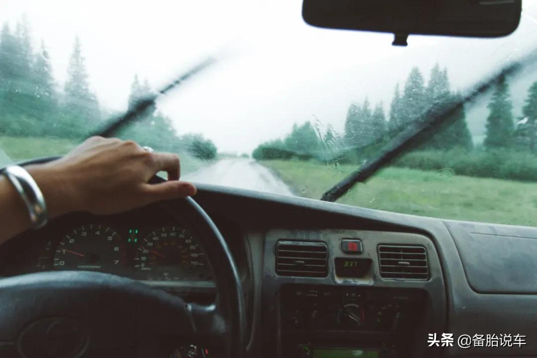 雨刮刮不干净,是不是一定要换?