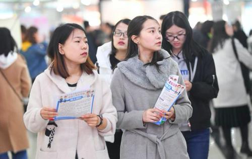 辽宁学子“避雷”了，7所“野鸡大学”臭名远扬，人民日报已曝光