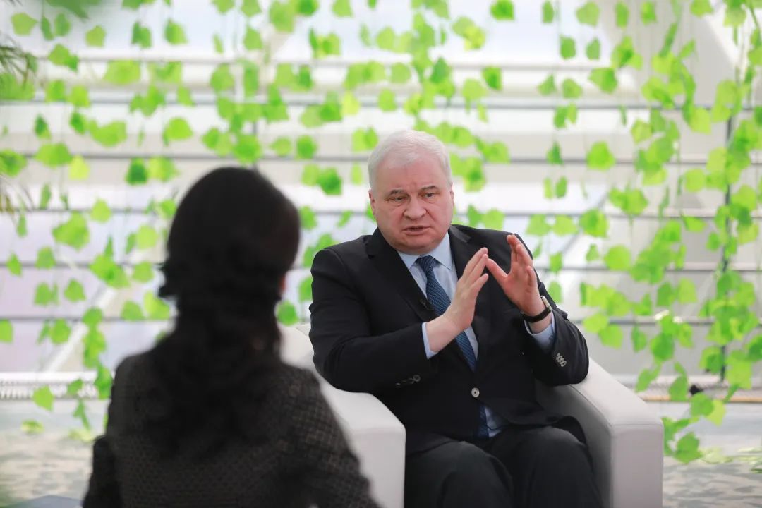 风云对话｜俄罗斯大使想乘高铁去台湾