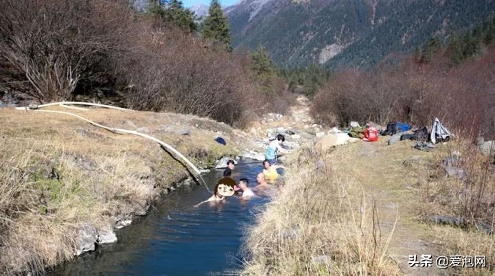 这才是四川最美的野温泉，水好景色美！