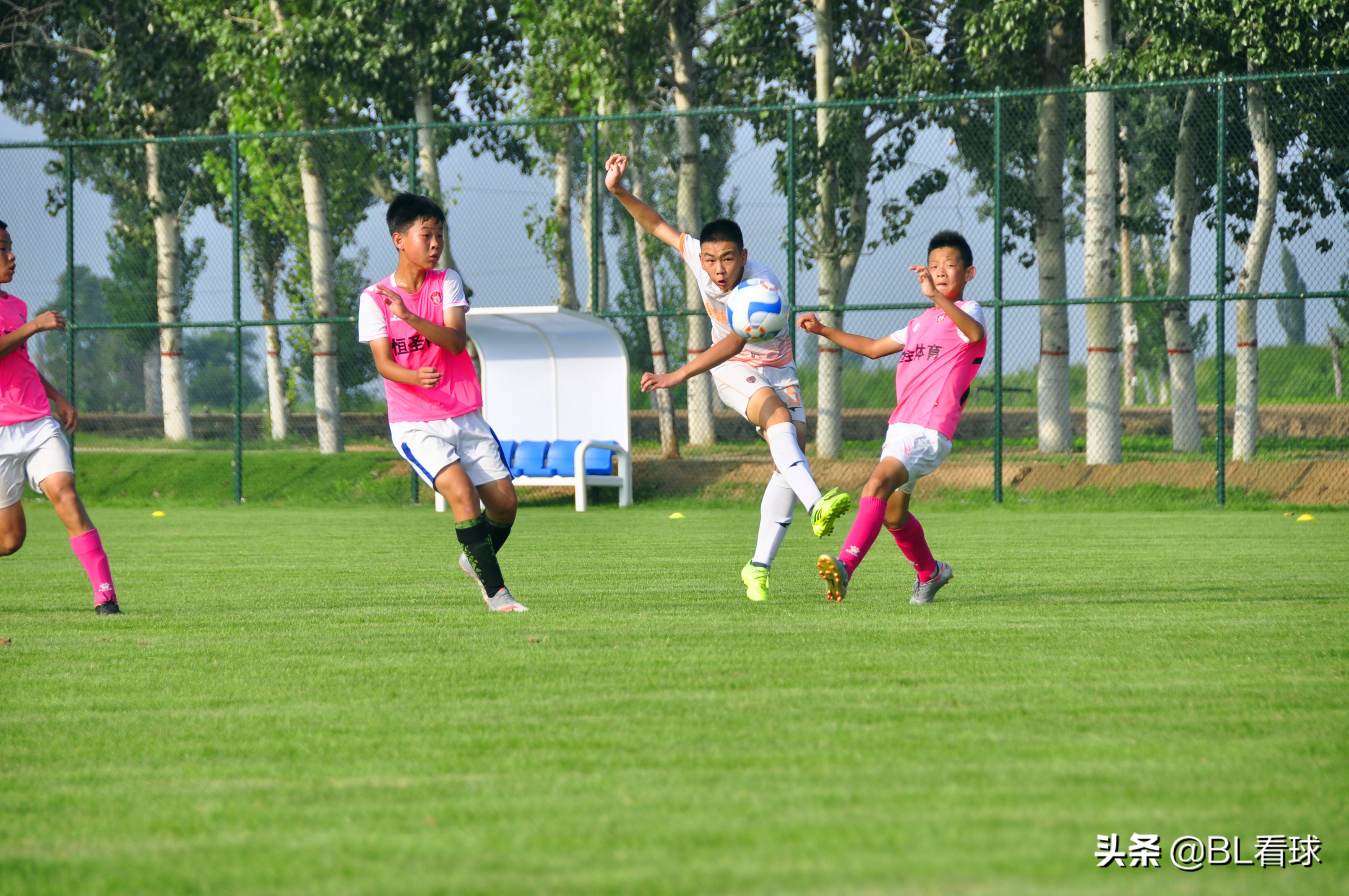 西安易联足球俱乐部直播（省运会4强，提前相遇并进行了一场友谊赛）