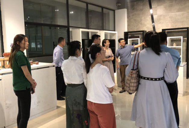 大学中午几点下课（大学生）