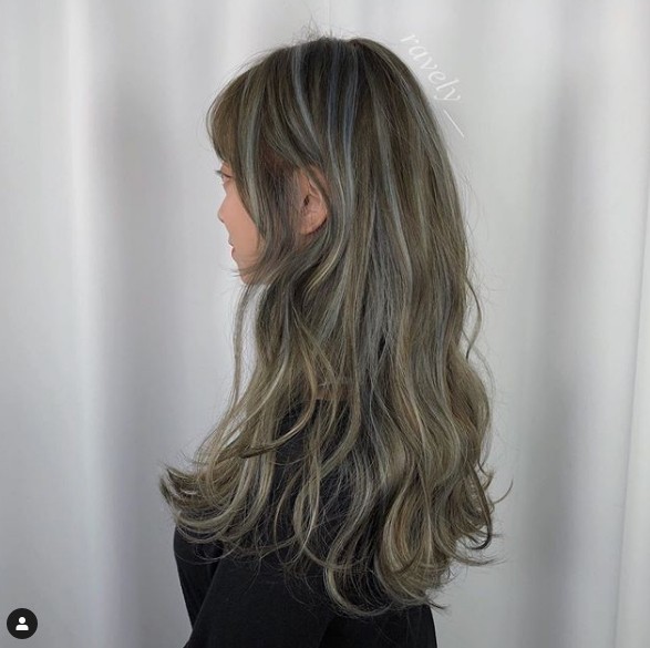 李圣经染蜜糖茶色嫩爆！夏日韩妞最爱咖啡拿铁 抹茶5款深发