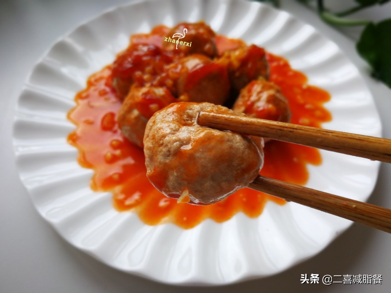 减肥菜谱:手工纯牛肉丸子,无添加无防腐剂,纯牛肉安全又低脂