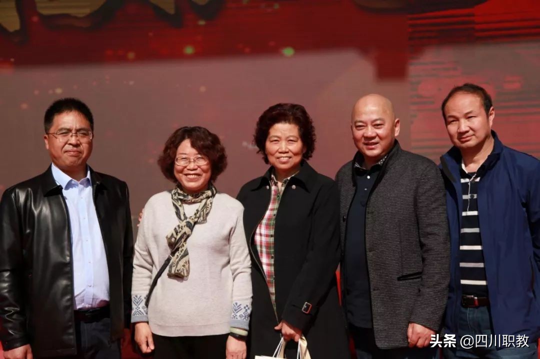 四川核工业技师学院建校四十年，铁娘子“绣花焊”赵金凤重回母校