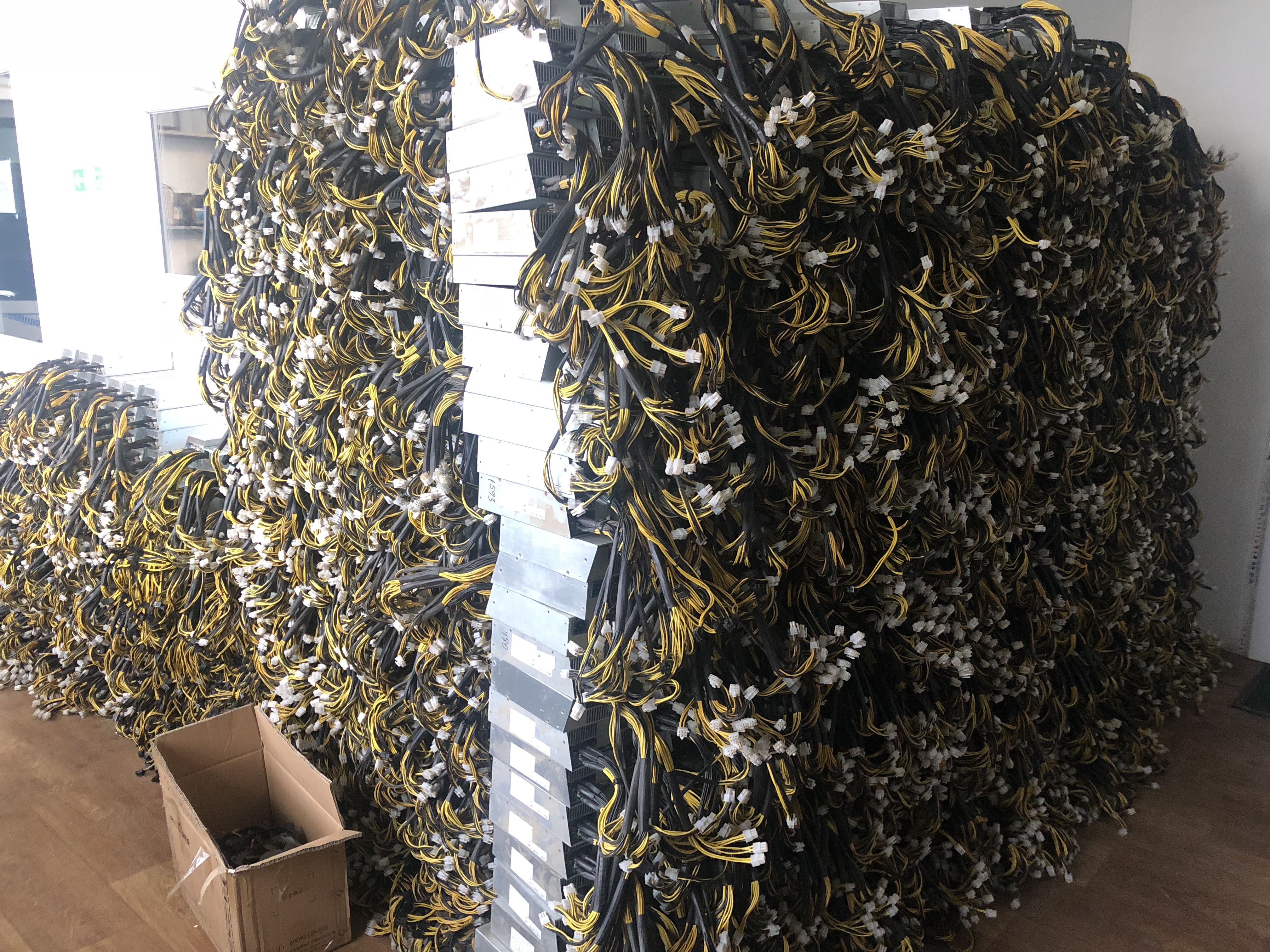 比特大陆蚂蚁S19矿机交付延迟，RHY矿机租赁救急矿工