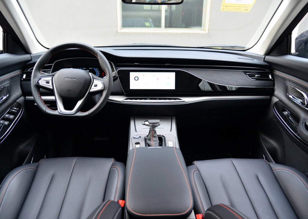 10万级别的国产紧凑型SUV，长安欧尚X7，你会选择购买吗？
