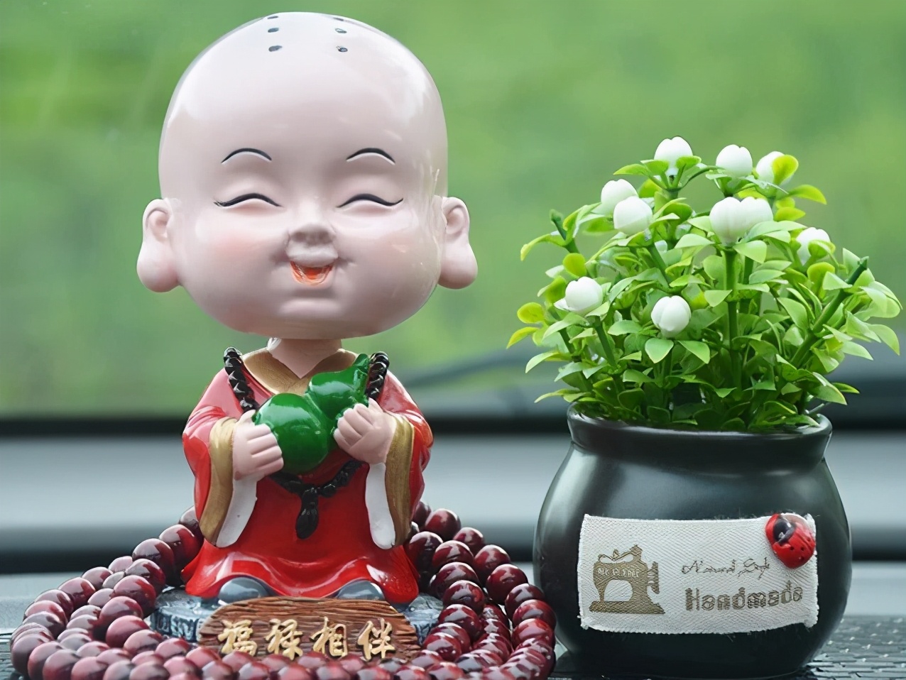 “明明是世界病了，吃药的却是我”：人生充满无奈，但你得适应