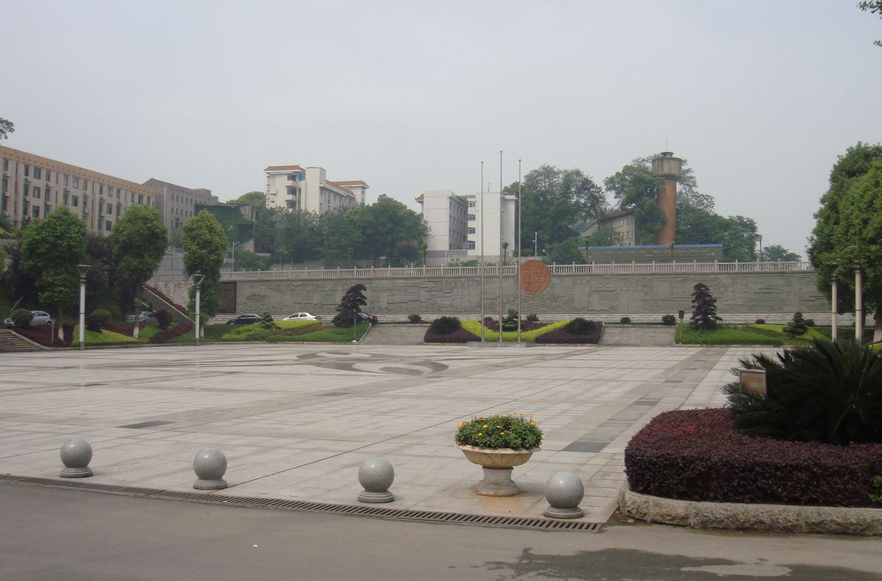 湖南益阳7所优质高中，高考成绩比着看，7所皆称得上重点本科摇篮