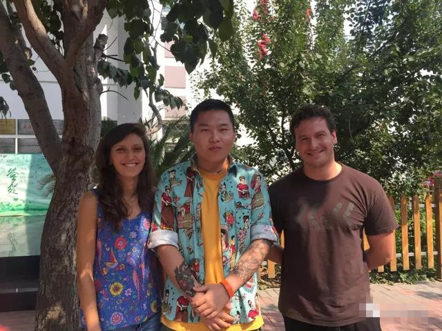 喜迎教师节，泓钰意大利语培训学校今天举行庆祝晚会