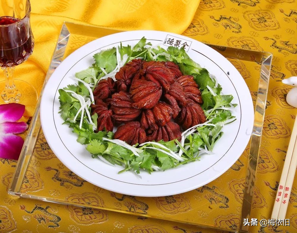 过去，老北京爷们离不开的十大下酒菜，您看合口吗？想不想喝几盅