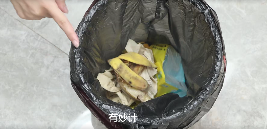 风油精搭配牙膏这样做，解决很多人的大困扰，赶紧回家试一试