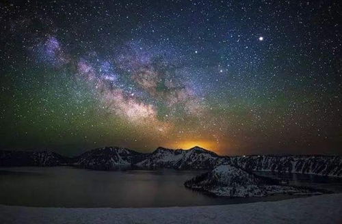 但是日可以只指代太阳,月可以指月亮,星是指天上的繁星,那么日月星辰