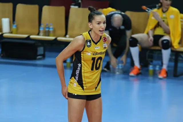 2018女排欧冠半决赛中文回放（女排欧冠半决赛于18日凌晨进行，加比表示更积极全力以赴打比赛）-华海博客