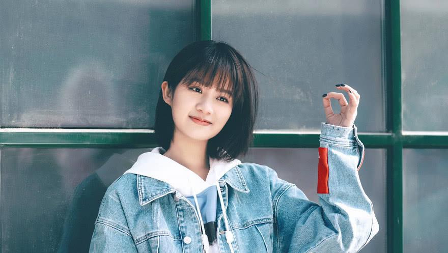 泰院class的女主角赵伊瑞,那是因为在自己的个人社交平台上晒出的照片