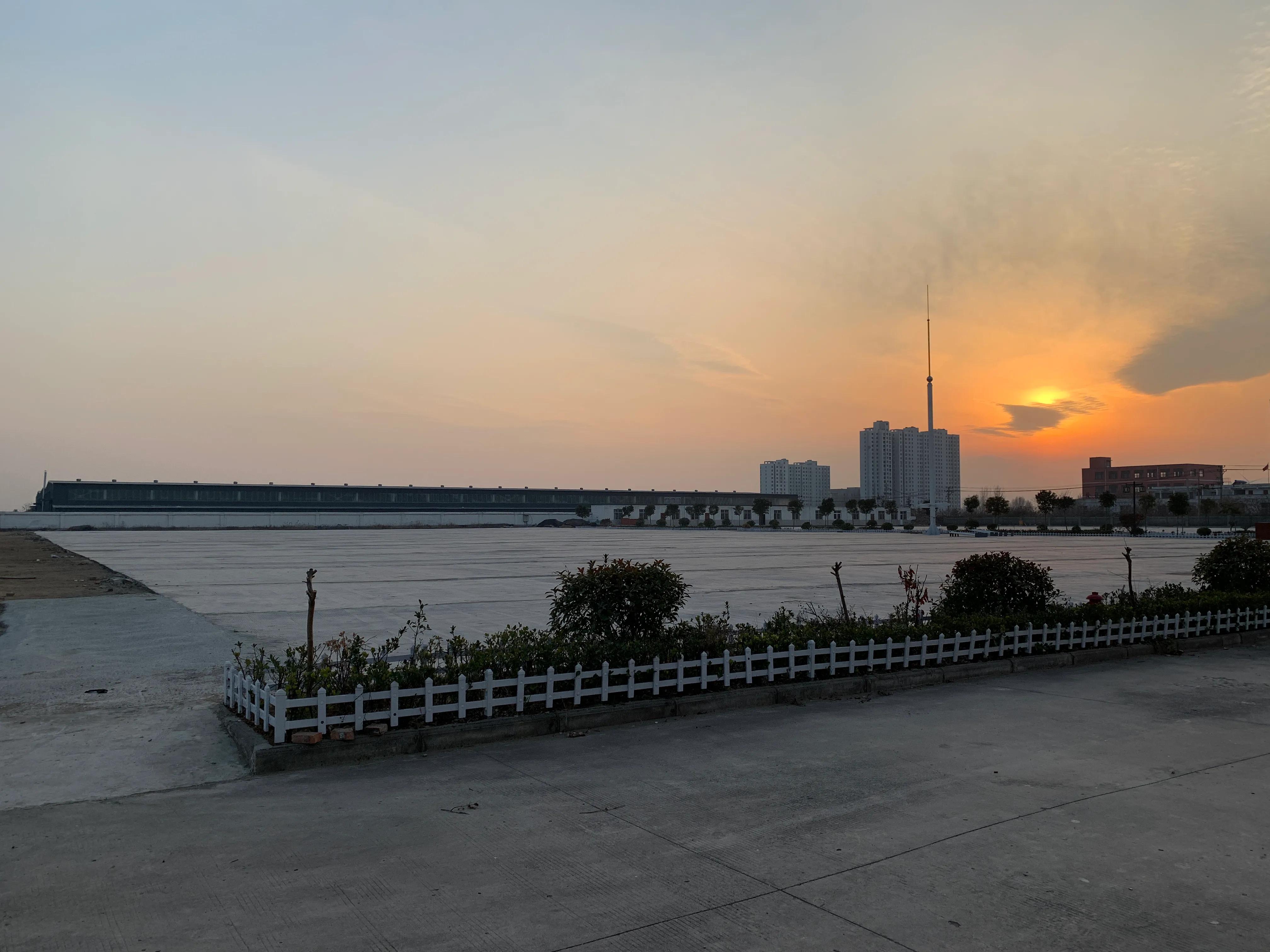 鑫鑫二手车交易市场火爆招商中
