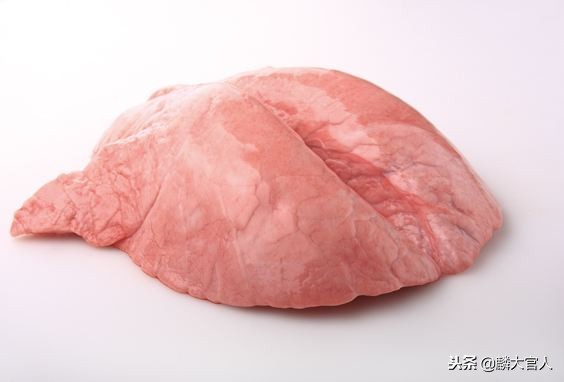 这种肉只要3块钱一斤，但却含有大量的毒素，再便宜也不要吃！