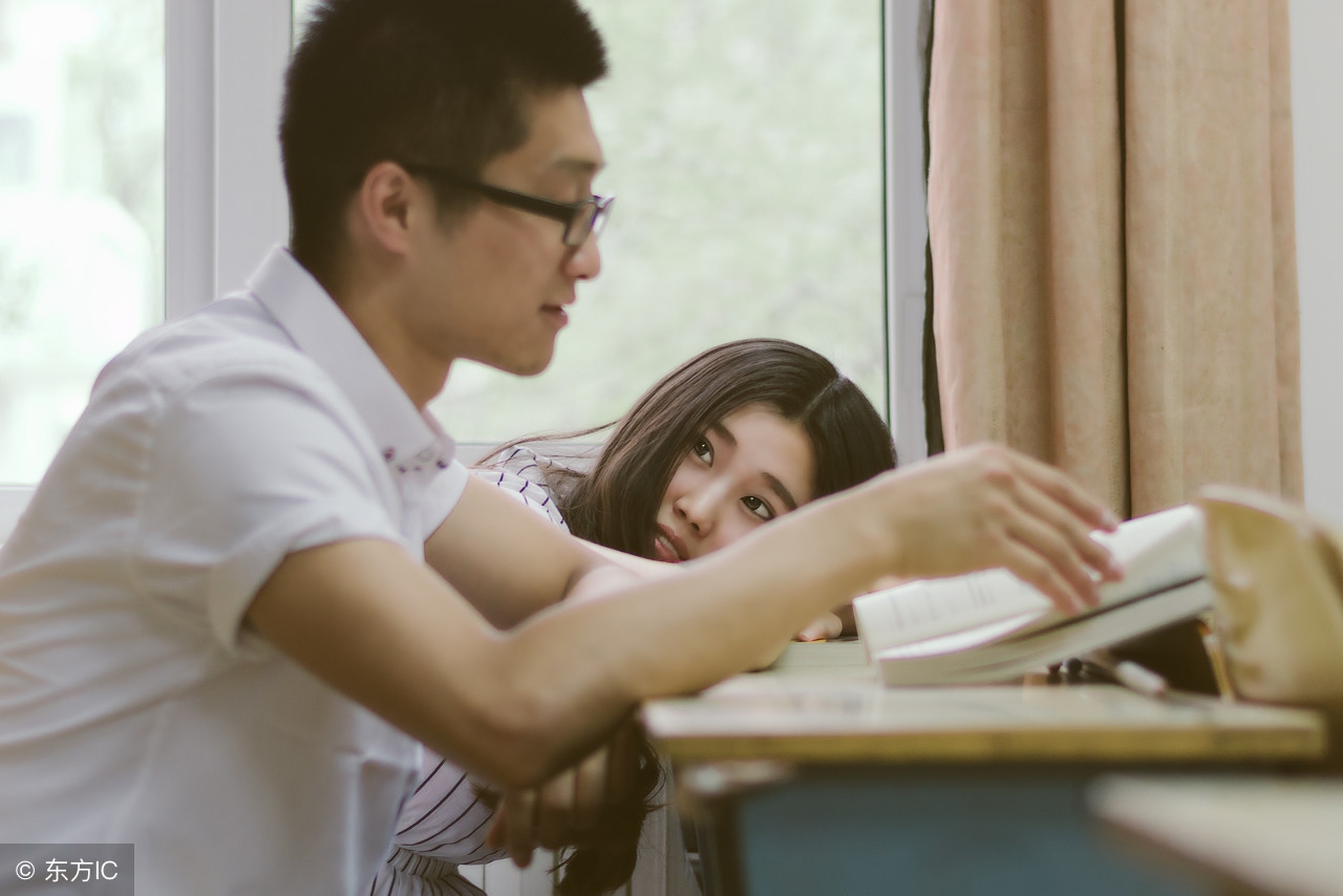 高中老师、高校人事代理辅导员，硕士毕业生该如何选择？